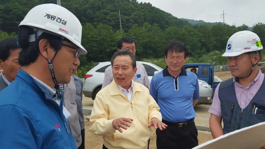 1.이현준 군수, 국립산림치유원 조성현장 방문 격려